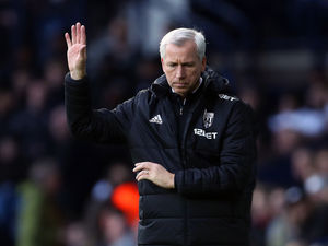 Supporting image for story: Alan Pardew leaves West Brom: Baggies fans reaction - LIVE 