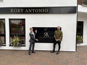 Supporting image for story: New Wombourne hairdressers provides boost for charity 