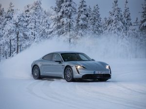 Supporting image for story: Here’s how much cold weather can affect an EV’s range