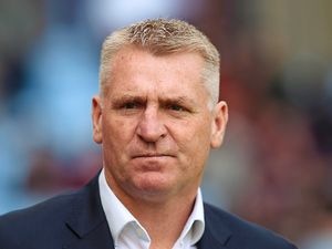 Supporting image for story: Dean Smith: Aston Villa won't sit on lead at West Brom 