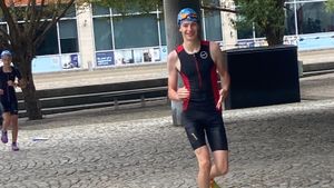 Biathle training at Liverpool Docks with NW PentaHub