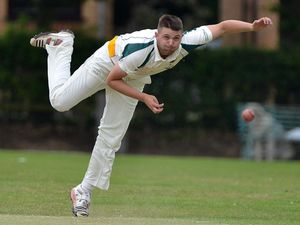 Supporting image for story: Todd Henderson fires Pelsall to victory