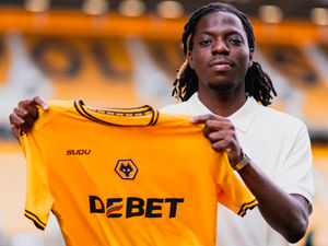 Supporting image for story: Wolves won't put time pressure on new signing Bastien Meupiyou