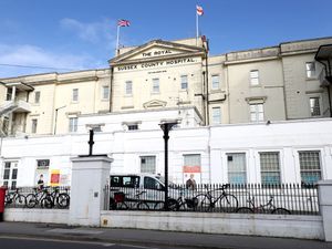 Supporting image for story: Around 200 cases believed to be part of hospital medical negligence probe