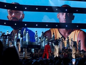 Supporting image for story