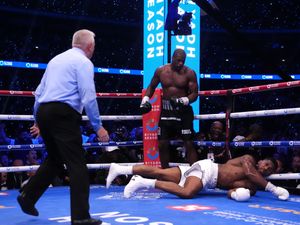 Supporting image for story: Dubois flattens Joshua after Uysk beats Fury – what next for heavyweight boxing?