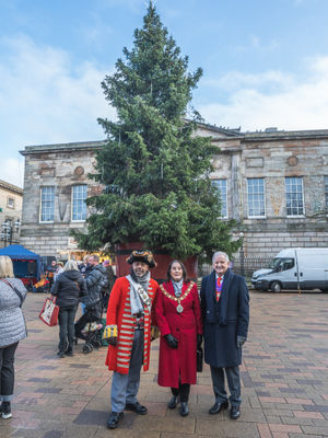 The Christmas tree was the centrepoint of the event. Photo: Ian Knight / Z70 Photography