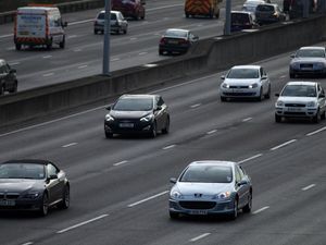 Supporting image for story: Drivers call for action on auto-renewal car insurance