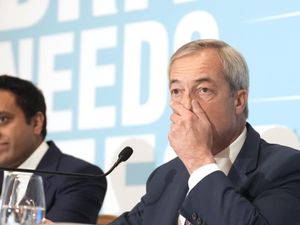 Supporting image for story: Farage should apologise after ‘unconvincing’ response to racism claims – Starmer