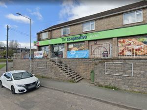 Supporting image for story: Noise from Oswestry convenience store found to be 'unacceptable' by experts