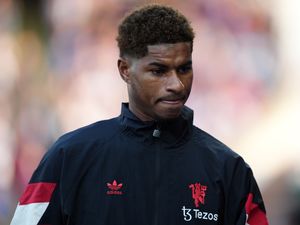 Supporting image for story: Erik ten Hag defends decision to start Marcus Rashford on the bench at Palace