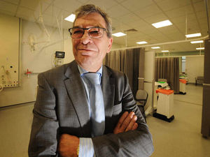 Supporting image for story: New Cross Hospital whistleblower report: I won't quit, says chief executive David Loughton