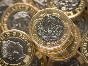 Supporting image for story: Pressure on households ramps up as inflation rises to new 40-year high