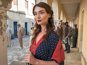 Supporting image for story: Peter Rhodes: Enough to pop your Brownie