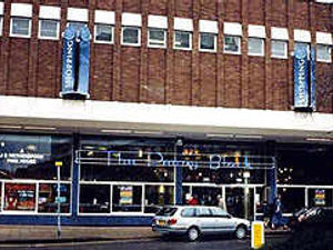 Supporting image for story: Sales boom for 99p pint