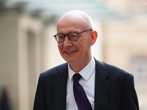 Supporting image for story: Minister declines to rule out tax rises amid welfare climbdown warning