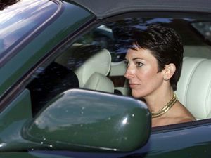 Supporting image for story: Ghislaine Maxwell does not want grand jury transcripts released, say lawyers