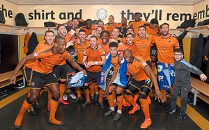 Wolves celebrate promotion (AMA)
