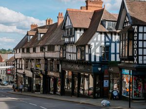 Supporting image for story: Temporary traffic lights on Wyle Cop after sewage back up into property