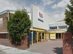 Supporting image for story: Mystery as Walsall bowling alley suddenly shuts 