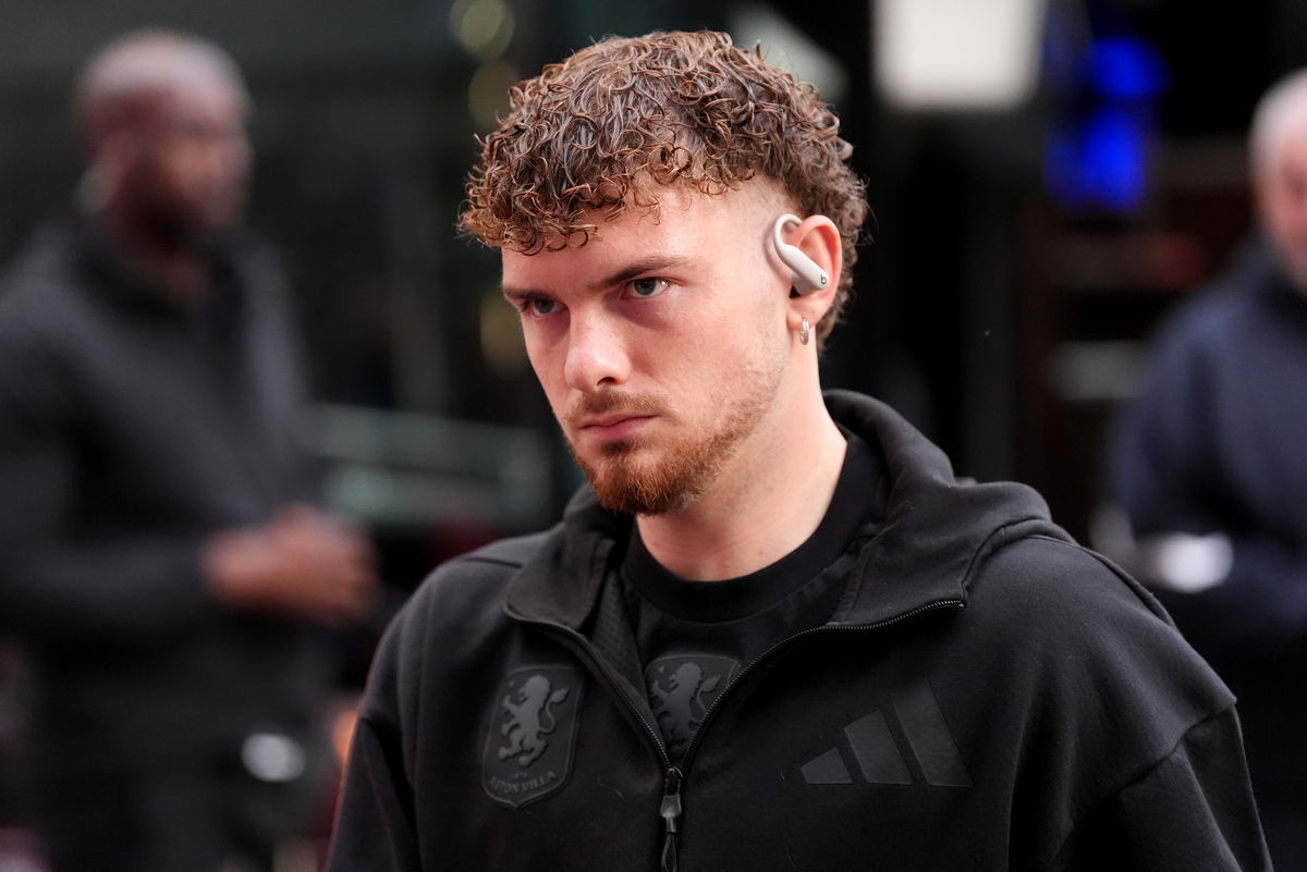 Unai Emery urges Liverpool to help damaged Harvey Elliott out of Aston Villa limbo