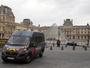 Supporting image for story: Jewels stolen in Louvre heist worth an estimated £76m, Paris prosecutor says