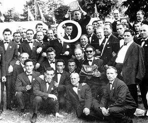 A  young Luciano Pavarotti with the Chorus Rossini choir at Llangollen Eisteddod in 1955.