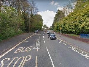 Supporting image for story: Teenager attacked in broad daylight in Halesowen street