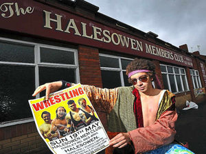 Supporting image for story: World Wrestling event to be screened at Wolverhampton's Rileys Sports Bar
