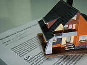 Supporting image for story: New rush to sell houses