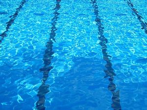 Supporting image for story: Swimming pool to close for six weeks due to staffing problems