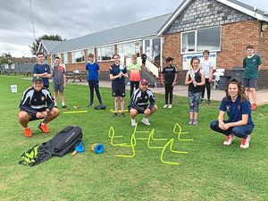 Supporting image for story: Kids learn from county’s captain
