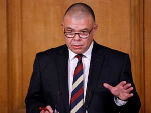 Supporting image for story: Van-Tam defends ‘painstakingly cautious’ coronavirus road map