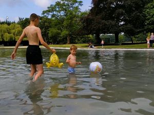 Supporting image for story: No date set yet for the reopening of Tettenhall Pool