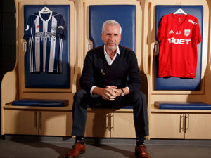 Supporting image for story: New West Brom boss Alan Pardew all geared up after time away
