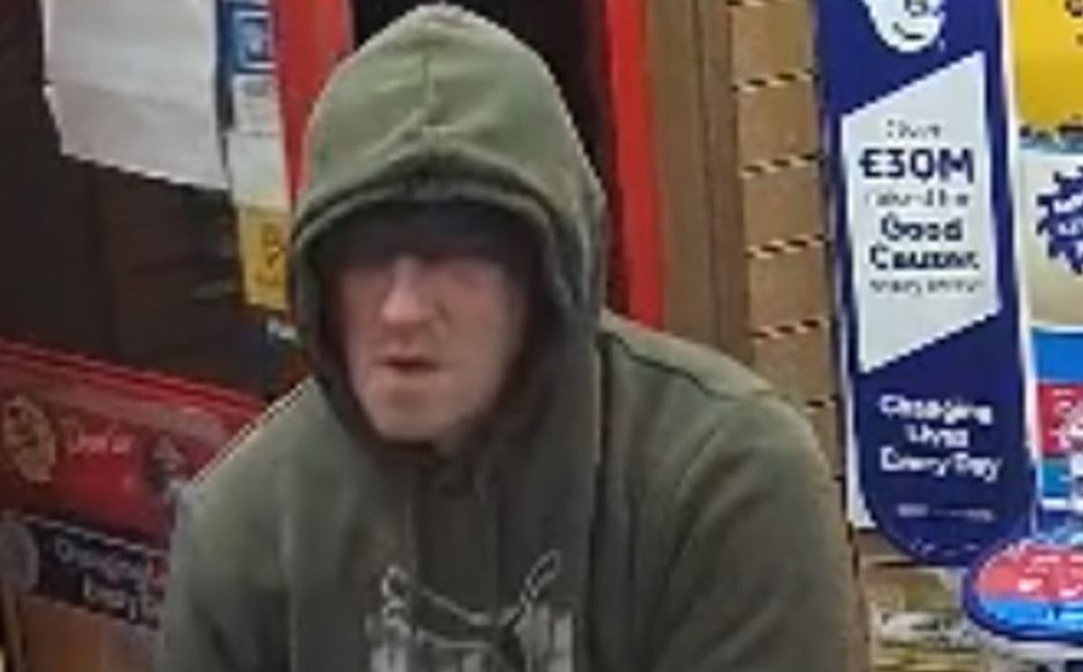 Appeal launched after worker threatened with screwdriver in robbery at Brownhills shop Appeal launched after worker threatened with screwdriver in robbery at Brownhills shop