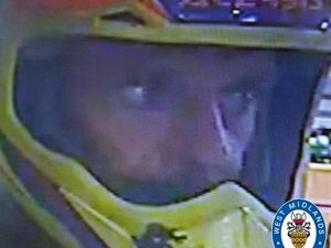 Supporting image for story: Woman knocked to the ground as two people on motorbike steal bag