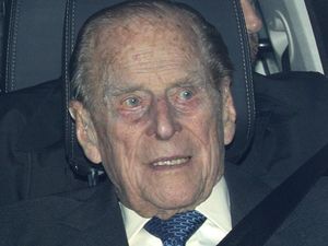 Supporting image for story: Duke of Edinburgh surrenders driving licence after car crash