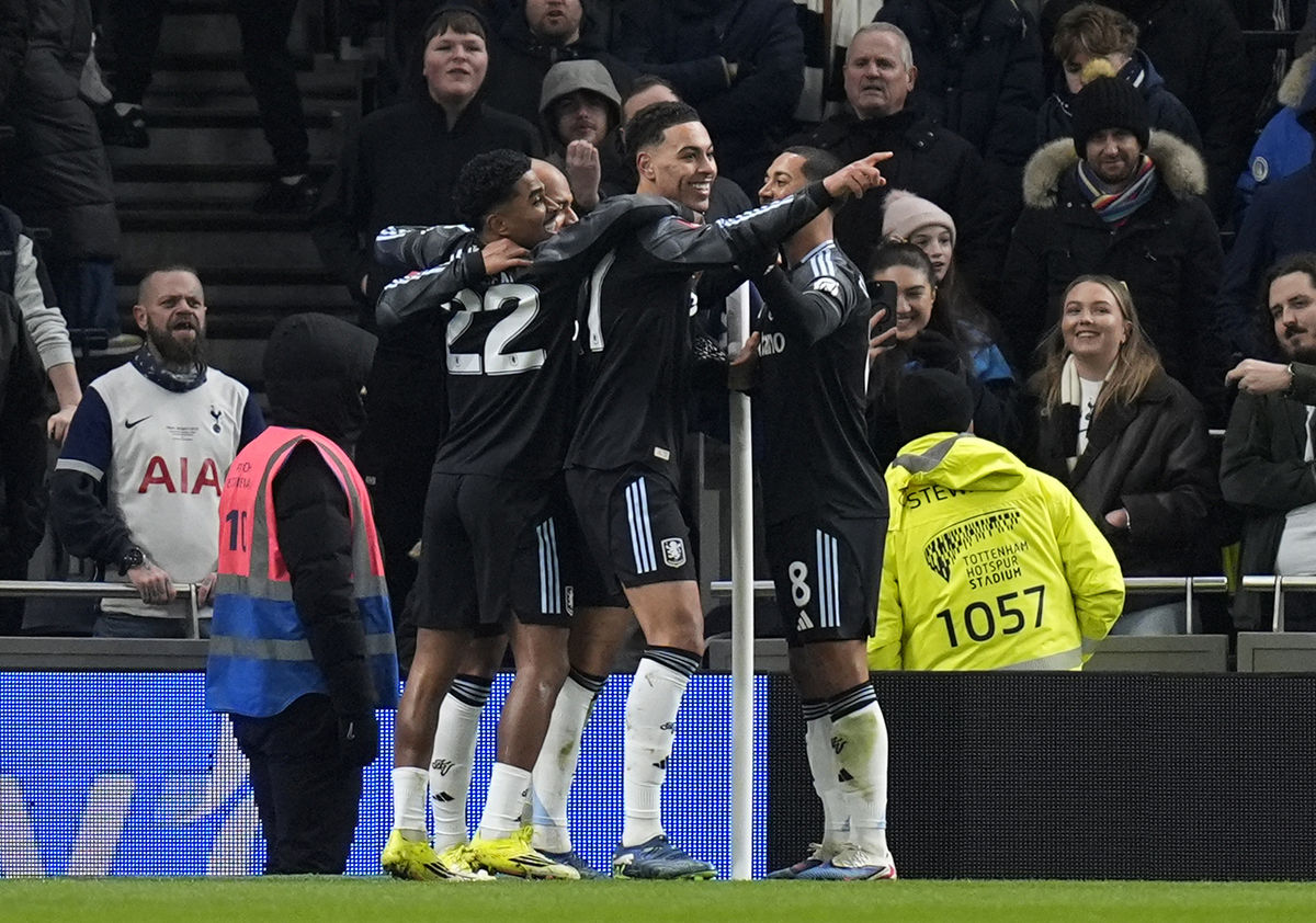 Tottenham 1 Aston Villa 2 Tottenham 1 Aston Villa 2