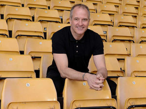 Supporting image for story: Bully: Great to see Wolves rediscover their best