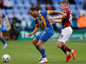 Supporting image for story: Shrewsbury's Elliott Bennett could be out for 12 weeks