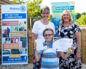 Diane Nelson and Amanda Carpenter with Samuel Wiggins
