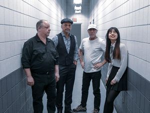 Supporting image for story: Pixies to play Birmingham