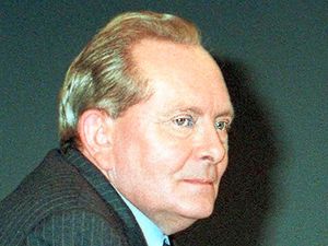 Supporting image for story: 'No waffle' Brian Walden remembered as one of Parliament's best orators