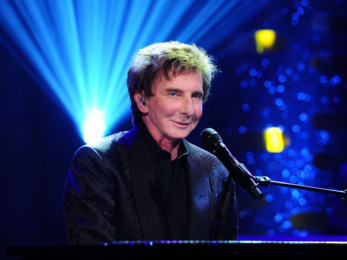 Barry Manilow announces first album in 15 years, featuring Gary Barlow song