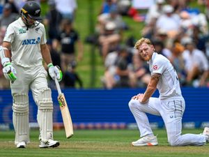 Supporting image for story: England’s bowlers frustrated by New Zealand openers