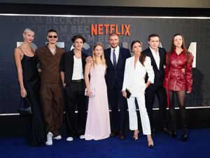 Supporting image for story: Beckhams kick off Christmas celebrations early in Miami with matching Santa hats