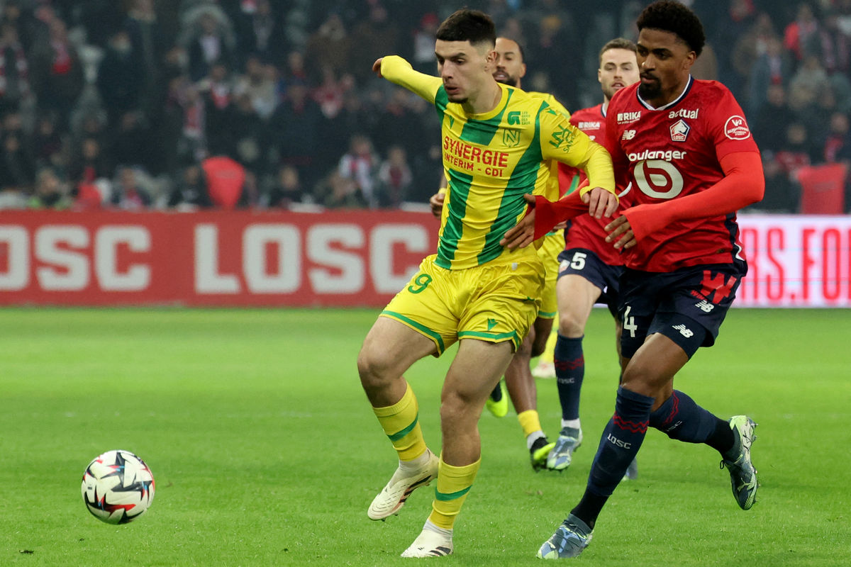 Wolves add French striker to summer shortlist