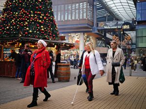 Supporting image for story: Omicron fears dampened last-minute Christmas retail boost, figures show