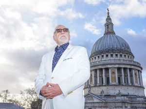 Supporting image for story: Succession stars make Emmy nomination history with nods in top acting category